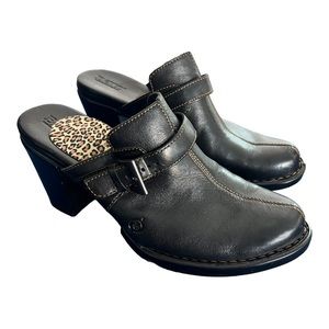 Born Women’s 9 Mules Buckle Block Heels Slip on Mules Black Leather W31277